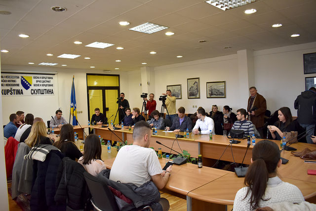 Predsjednik Skupštine primio mlade ambasadore pomirenja iz deset gradova u BiH