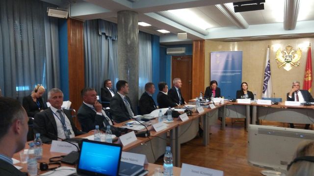 Шеф Стручне службе Скупштине на регионалном скупу у Подгорици